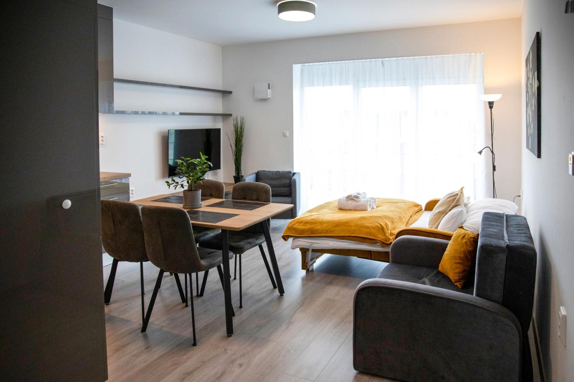 Kinga Apartman Дунавска Стреда Екстериор снимка