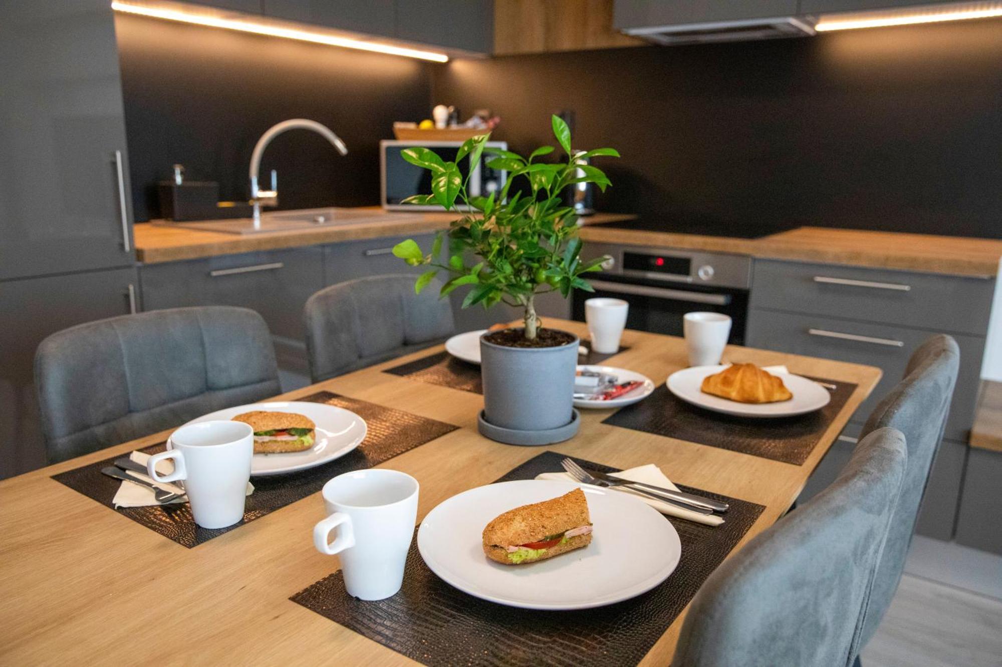 Kinga Apartman Дунавска Стреда Екстериор снимка
