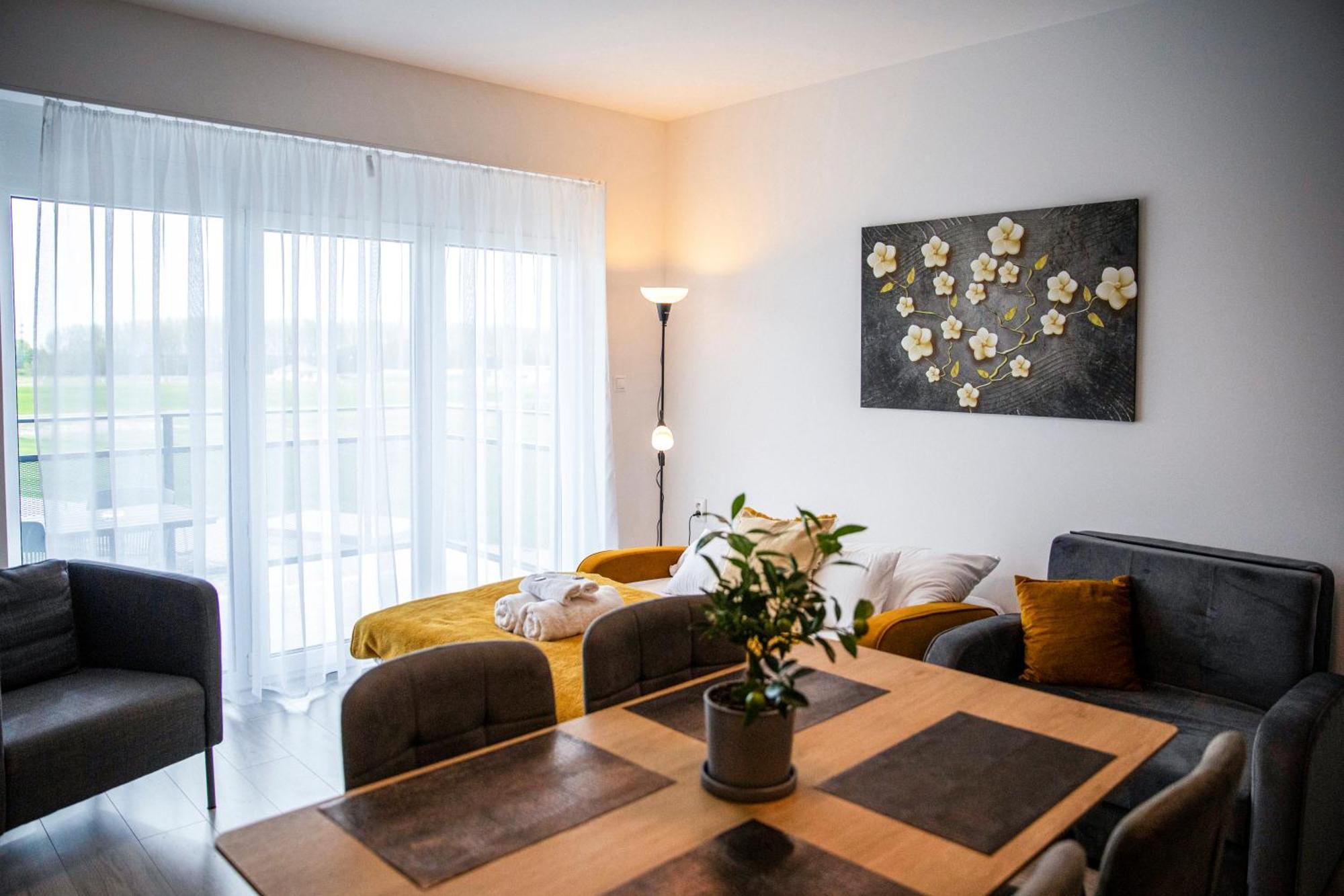 Kinga Apartman Дунавска Стреда Екстериор снимка